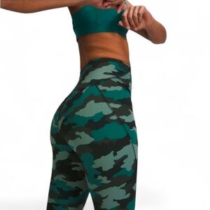 EUC LULULEMON Camo Wunder Train High Rise Tidewater Teal - Size 2